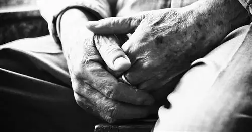 Ожидаемая продолжительность жизни в США резко сократилась со времен Второй мировой войны