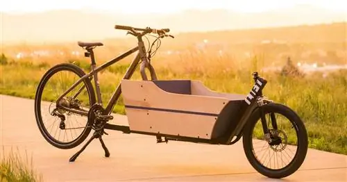 Это приспособление превращает обычный велосипед в грузовой менее чем за минуту