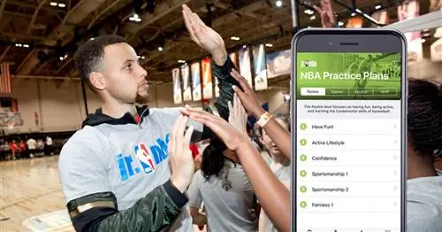 Стеф Карри продвигает приложение для тренировок по баскетболу для родителей, но хорошо ли это?