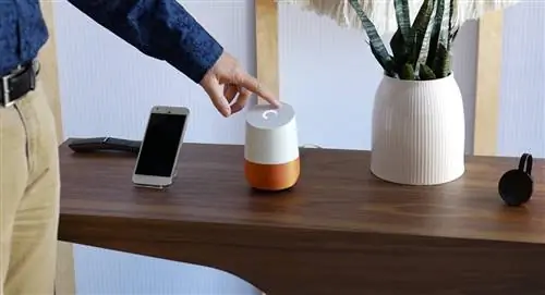 голосовой помощник