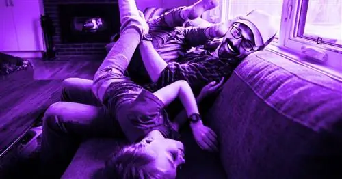 Я притворился, что доволен своей семейной жизнью, и обнаружил, что я уже счастлив