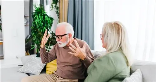 7 признаков токсичных бабушек и дедушек - и как поговорить с ними об их поведении