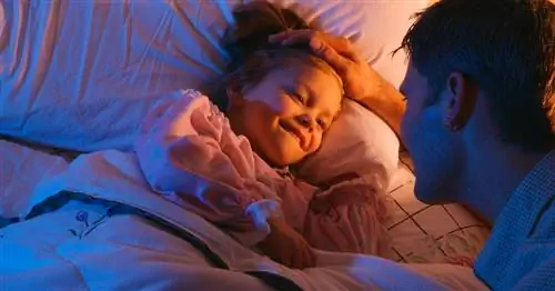 Как уложить детей спать, когда вы обычно этого не делаете