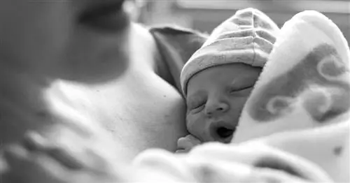 Контрольный список на первый день для молодых родителей: что делать с ребенком