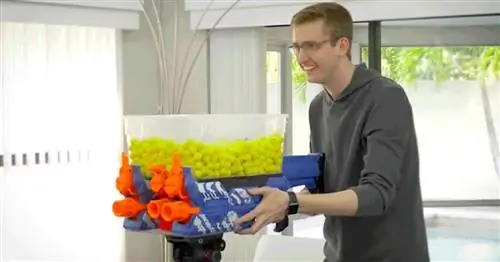 Этот изготовленный на заказ пистолет Nerf на 1 200 патронов больше, чем ваш ребенок