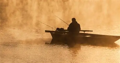 Рыбалка в одиночку помогает мне быть рядом с семьей