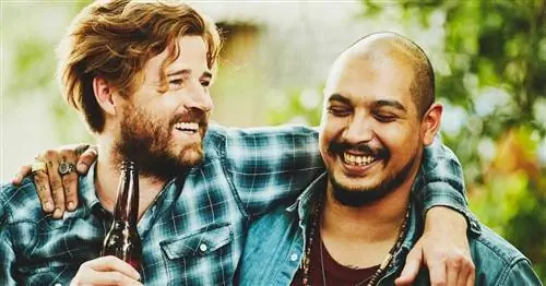 Я потерял друзей, когда стал отцом. Вот как я нашел новые