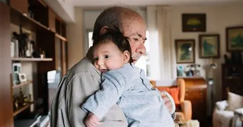 бабушка и дедушка