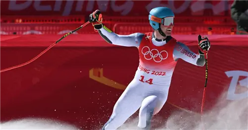 Лыжник в супергиганте укрепил олимпийскую династию через 50 лет после того, как его мама взяла золото