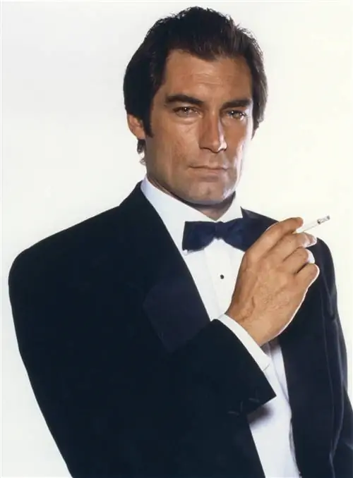 Британский актер Тимоти Далтон на съемках фильма «Лицензия на убийство» режиссера Джона Глена. (Фото Sunset…