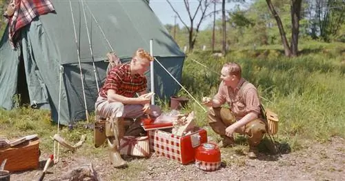 150 лет семейного кемпинга в Америке