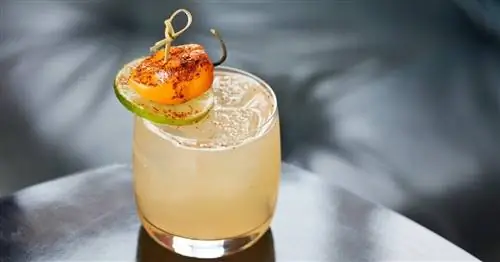 Разогрейте: 4 отличных рецепта острой Маргариты, которые можно приготовить этим летом