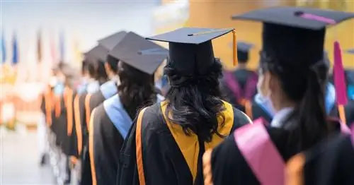 Байден списал долг еще для 200 000 заемщиков - вот кто соответствует требованиям