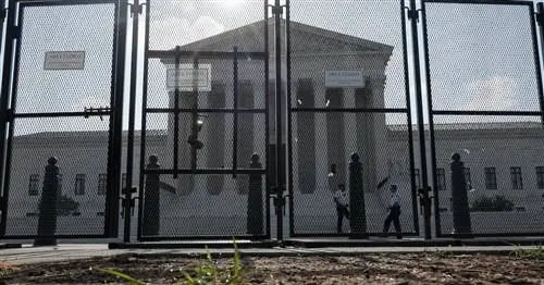 Дело Роу против Уэйда окончено. Семьи и многие другие пострадают