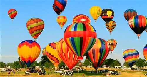 Сделайте себе одолжение и станьте свидетелем великой гонки на воздушном шаре Рино