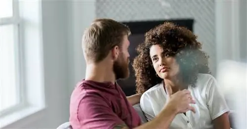 7 признаков того, что ваш партнер несправедливо вас критикует