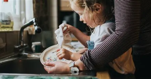 Родители, которые воспитывают независимых, самодостаточных детей, делают эти 4 вещи