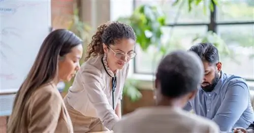 4-дневная рабочая неделя в Великобритании: 100 компаний переходят на постоянную смену