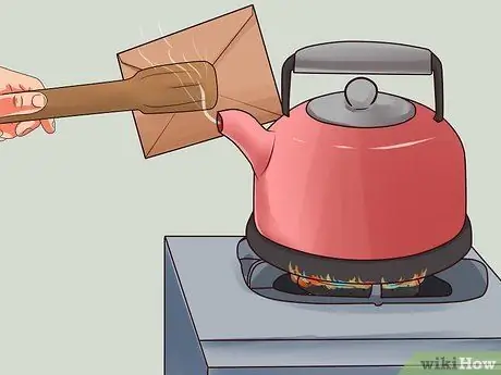 Тайно откройте запечатанный конверт, шаг 2