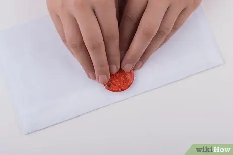 Запечатайте конверт Шаг 11