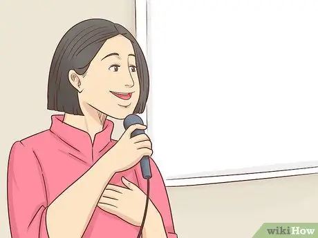 Представьтесь на презентации Шаг 1