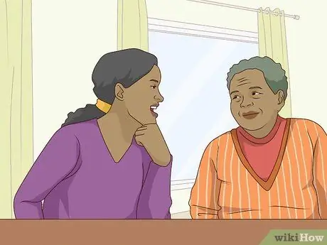 Общайтесь с пожилым родителем Шаг 4