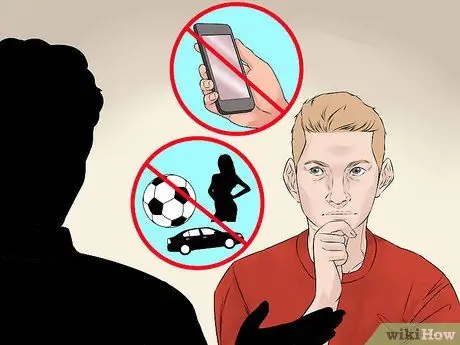 Будьте хорошим слушателем своей семьи Шаг 1