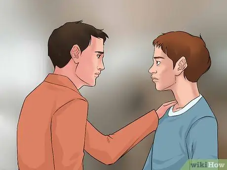 Будьте хорошим слушателем своей семьи Шаг 8