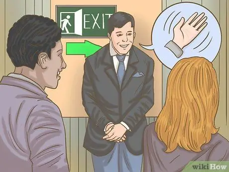 Будьте отличным хозяином или хозяйкой ресторана Шаг 16