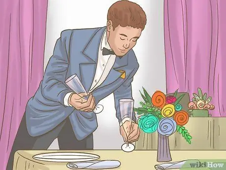 Будьте отличным хозяином или хозяйкой ресторана Шаг 5