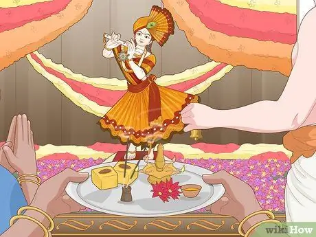 Отмечайте Шаг 15 Джанмаштами