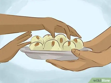 Отметьте Холи, шаг 15