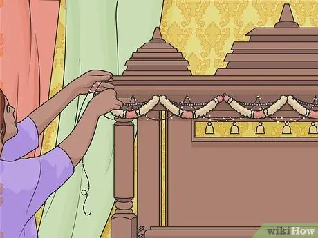 Украшаем Мандир на Джанмаштами дома Шаг 04