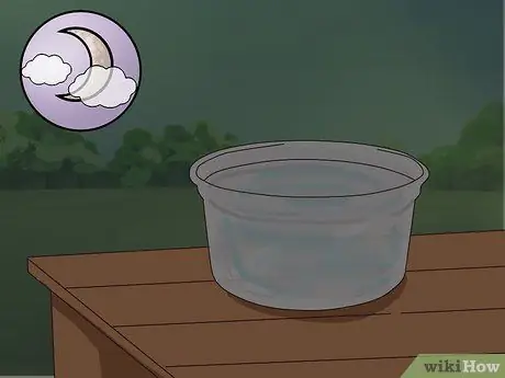 Сделайте свою собственную святую воду Шаг 10