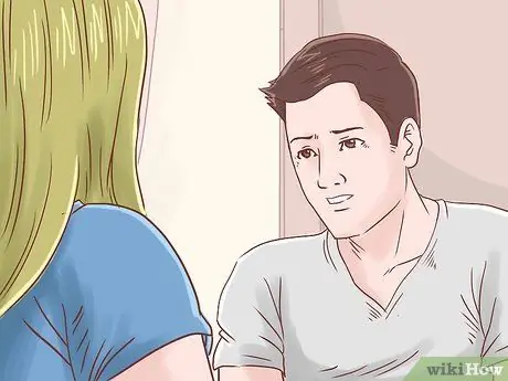 Узнай, когда девушка что-то скрывает Шаг 9