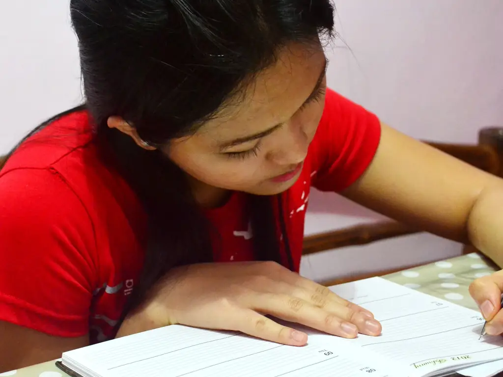 Как сохранять секретность: 7 шагов (с картинками)