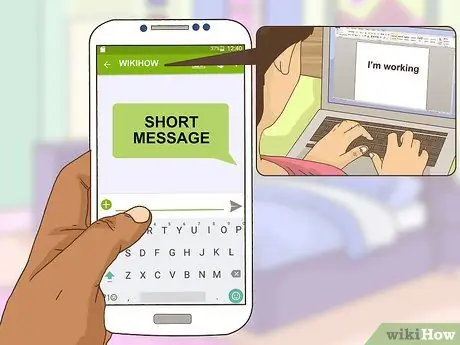 Решите, писать ли кому-нибудь или звонить Шаг 9