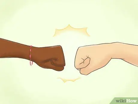 Приветствуем девушку, шаг 2