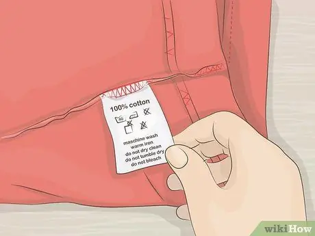 Удалите маркер сухого стирания с одежды Шаг 12