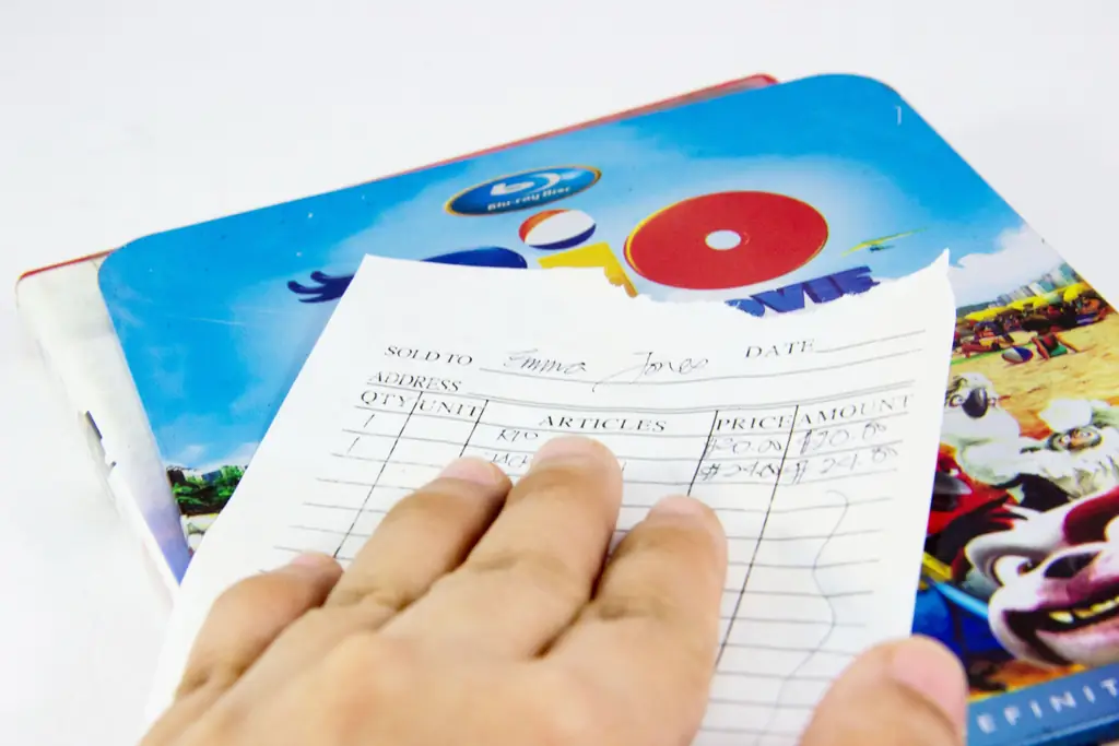 Как определить поддельные DVD: 9 шагов (с изображениями)