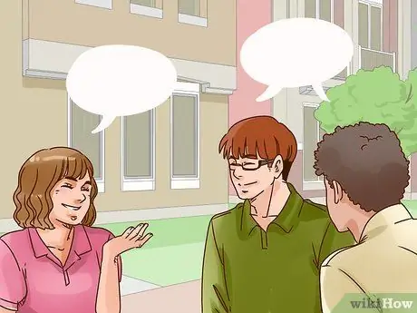 Будьте близкими друзьями с парнем, который вам нравится Шаг 1