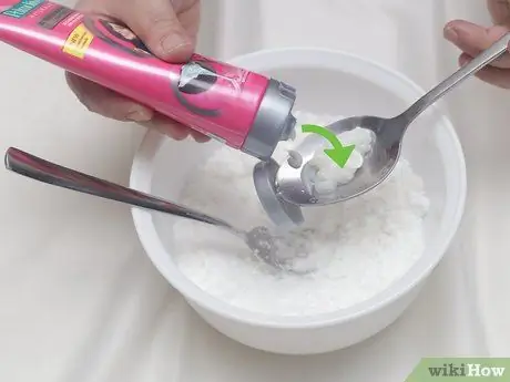 Сделайте снег из пищевой соды, шаг 3