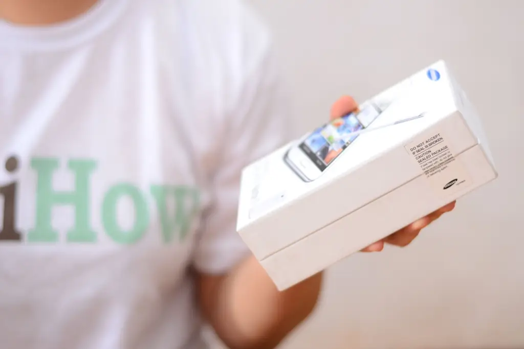 Как защитить себя при использовании мобильного телефона: 9 шагов