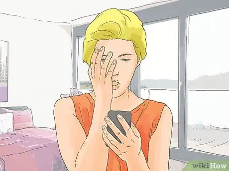 Ответьте на телефонный звонок от своего босса. Шаг 16