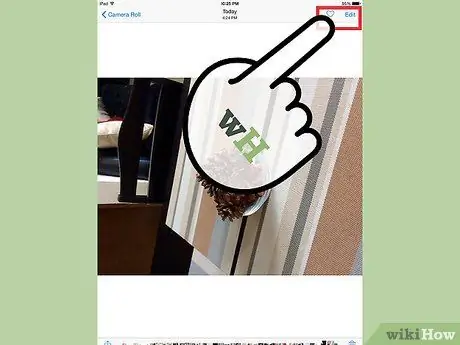 Поверните фотографии с помощью приложения iPad Photos. Шаг 3