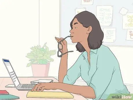 Напишите близко от третьего лица Шаг 1