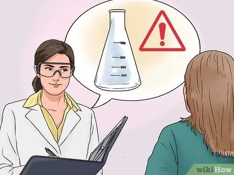 Будьте осторожны при использовании химической лаборатории Шаг 4