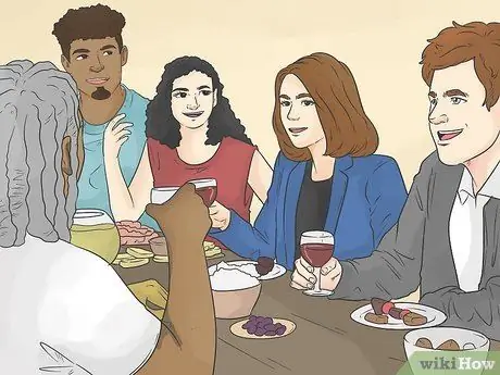 Поговорите с членами семьи с деменцией Шаг 14