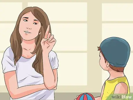 Проведите уроки плавания для детей, шаг 11