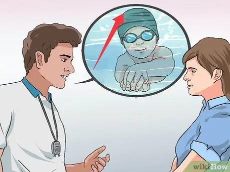 Проведите уроки плавания для детей, шаг 17